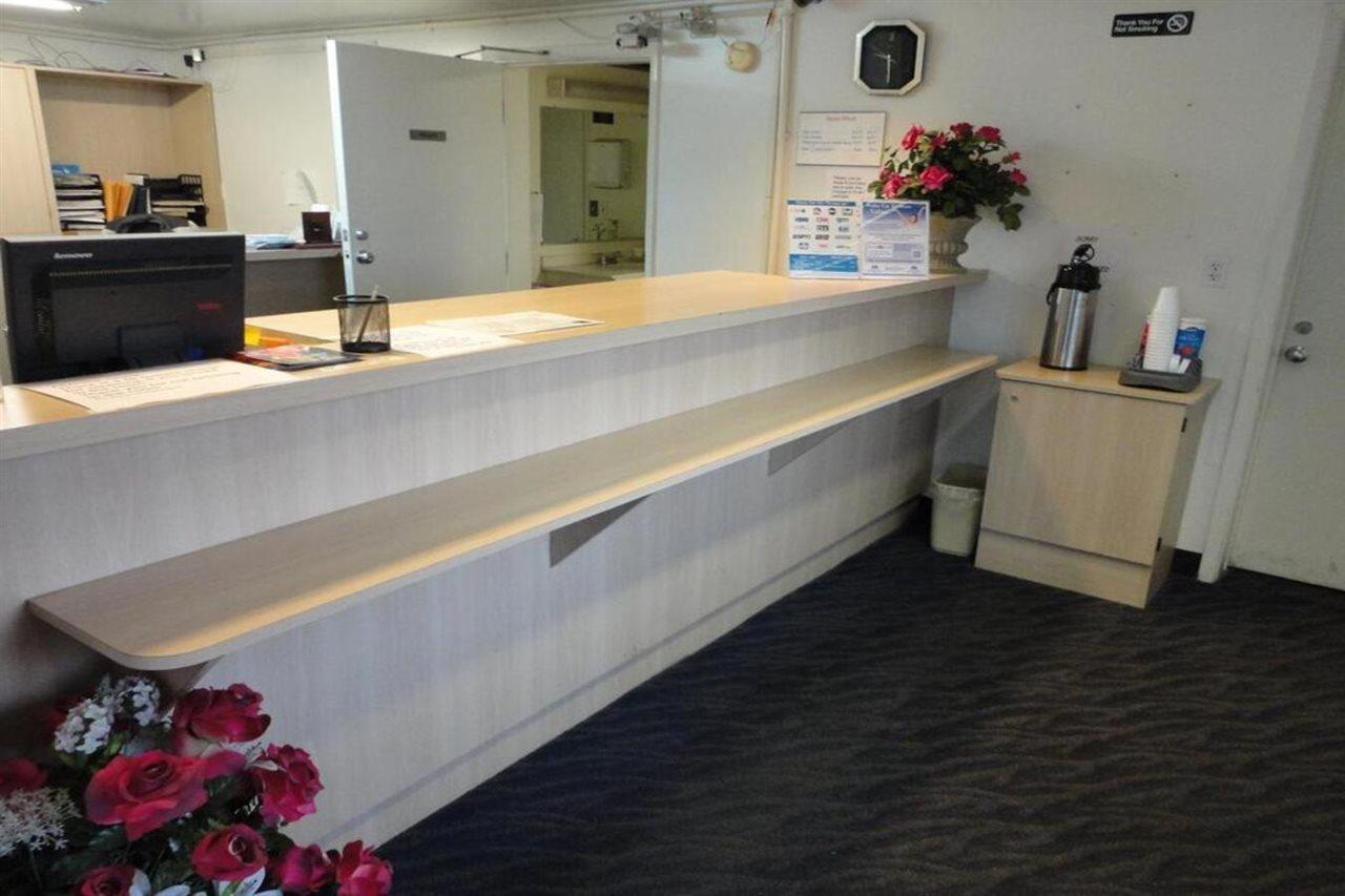 Americas Best Value Inn Battle Creek Interior foto